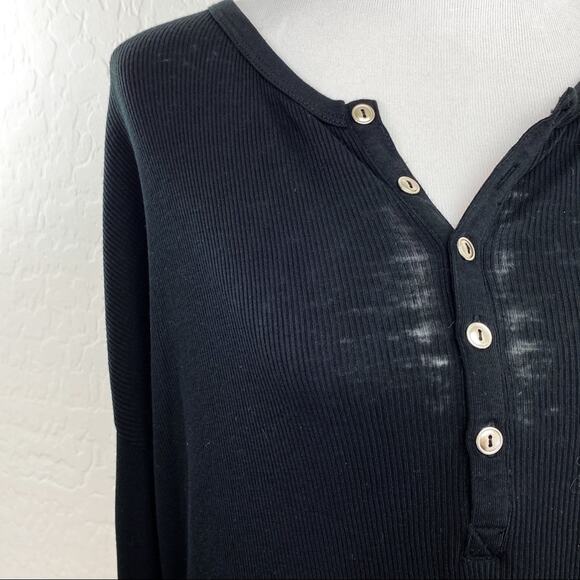 Chaser Long Sleeve Scoop Neck Henley with Button Cuffs Black Medium M NWT NEW - Picture 3 of 8